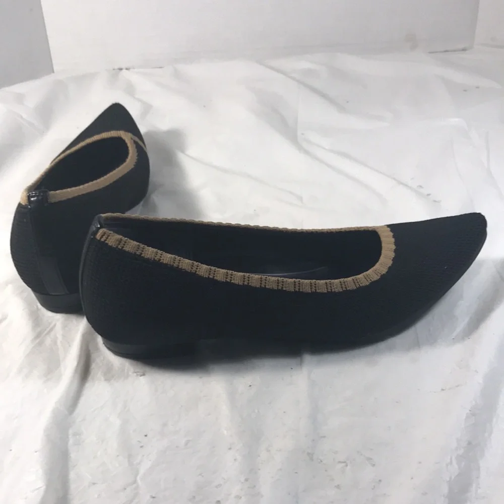 Vionic Women’s Dahlia Black Knit Trimmed in Beige Slip On Pointy Toe Flat Shoes
